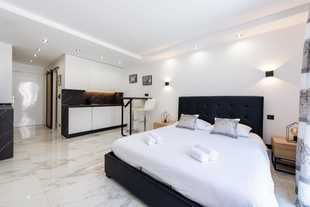 Large Studio - 50M Cannes Beach - Terrace Sea View Bagian luar foto
