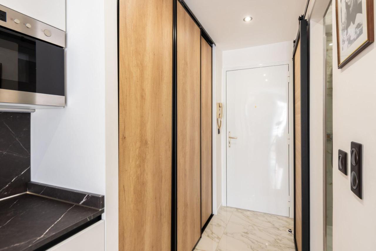 Large Studio - 50M Cannes Beach - Terrace Sea View Bagian luar foto